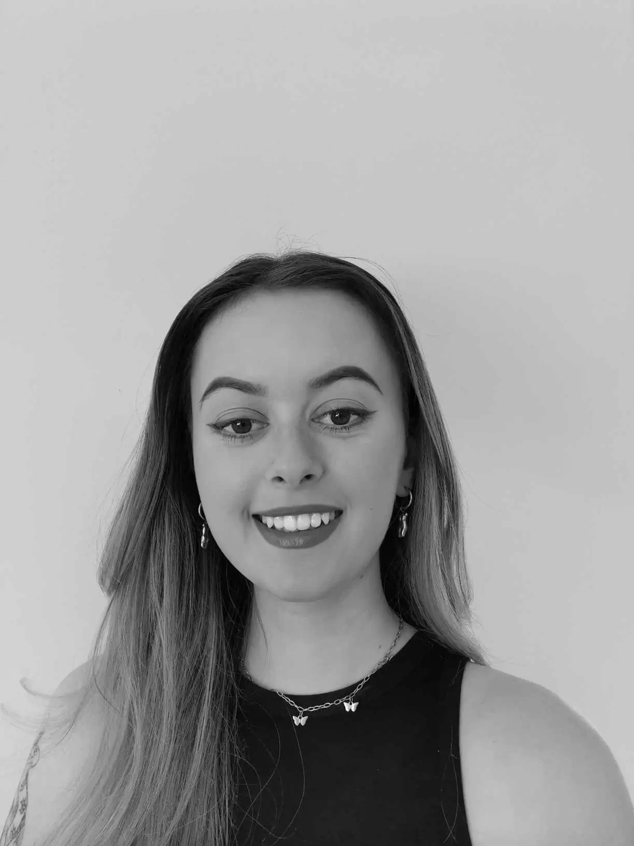 An image of the artist, Kirsty Baird